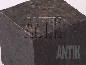 Basalt Pflastersteine Berestovetske gesägt und gespalten 100x100x100