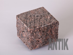 Split-Machine cut granite cube Star of Ukraine 100x100x100